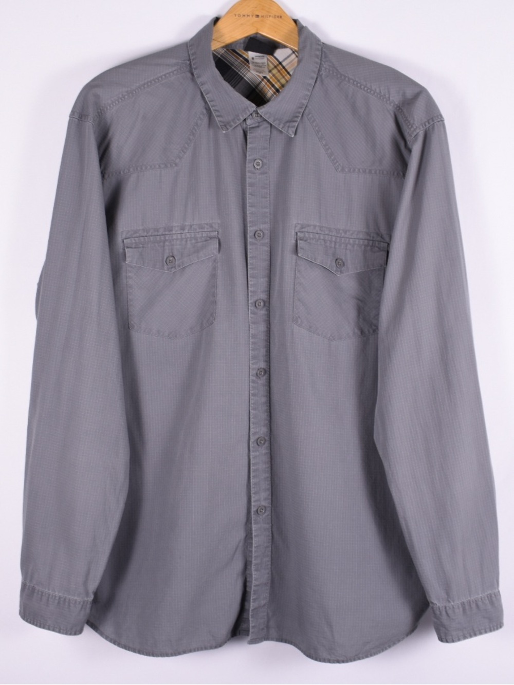 Patagonia Men's Gray Long-Sleeve Casual Button-Down Shirt